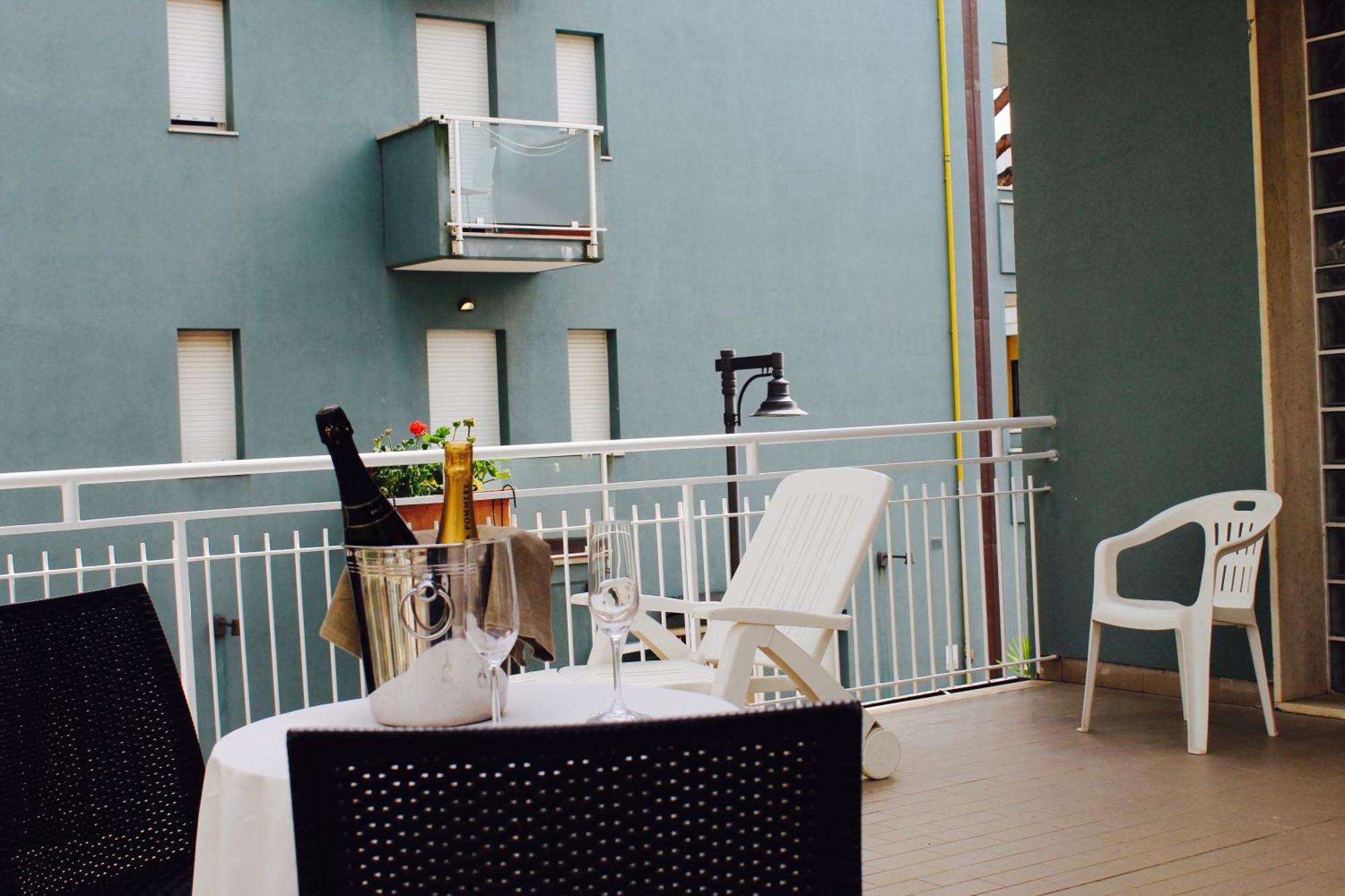 Blue Loft Hotel Cesenatico Extérieur photo