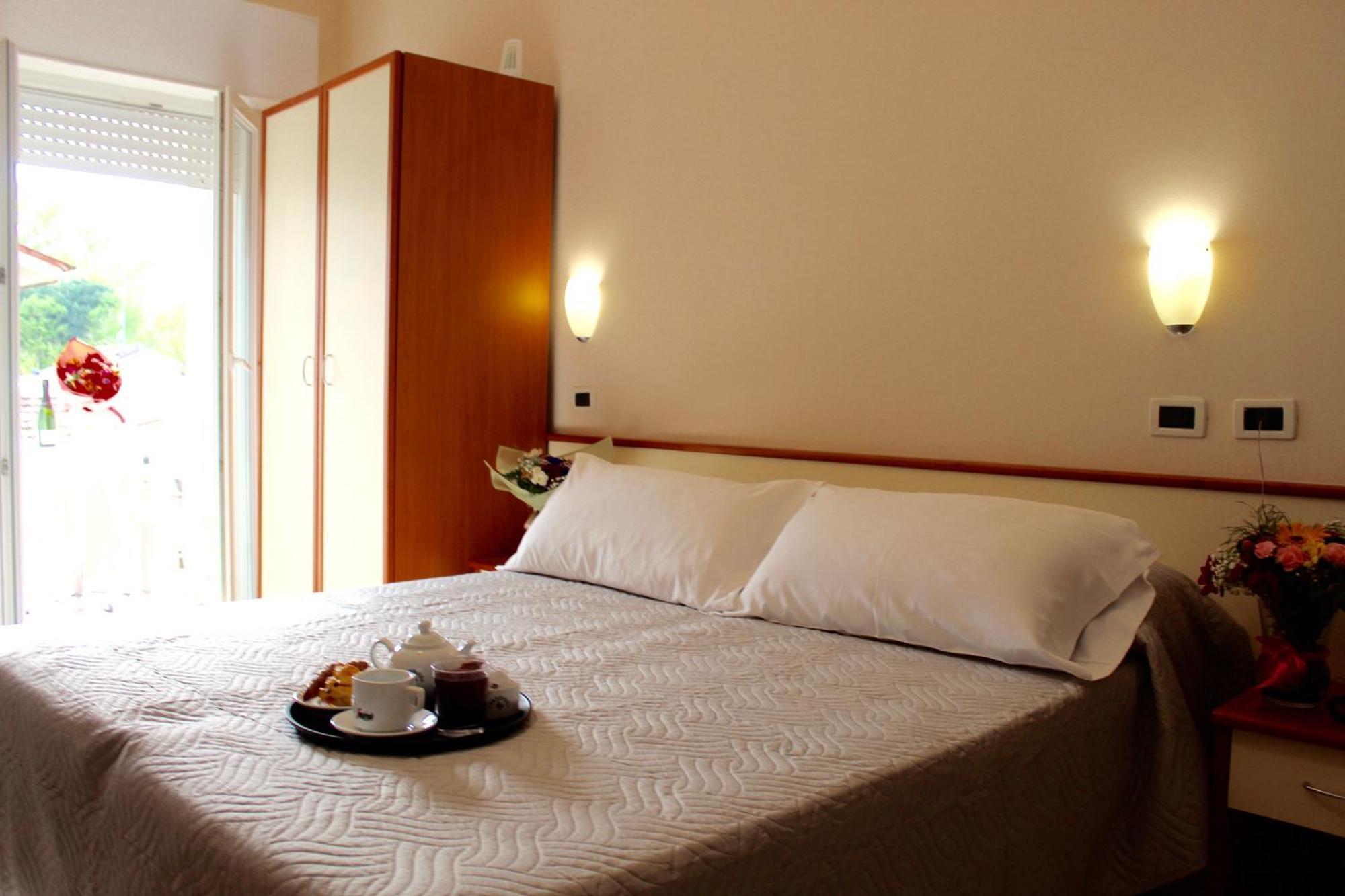 Blue Loft Hotel Cesenatico Extérieur photo