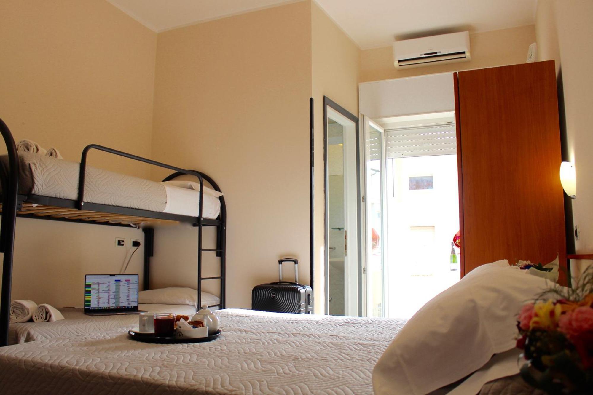 Blue Loft Hotel Cesenatico Extérieur photo